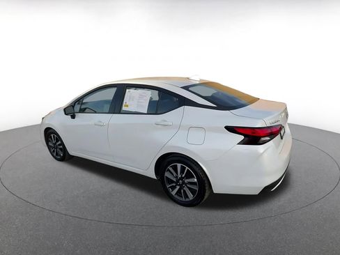 Used 2025 Nissan Versa SV image 10