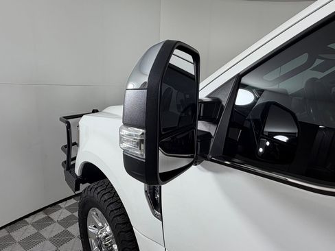 Used 2021 Ford F250 Platinum w/ FX4 Off-Road Package image 22