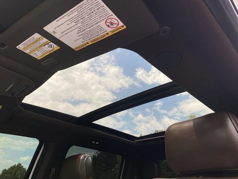 Used 2025 Ford F450 King Ranch w/ Chrome Package AWD/4WD image 9