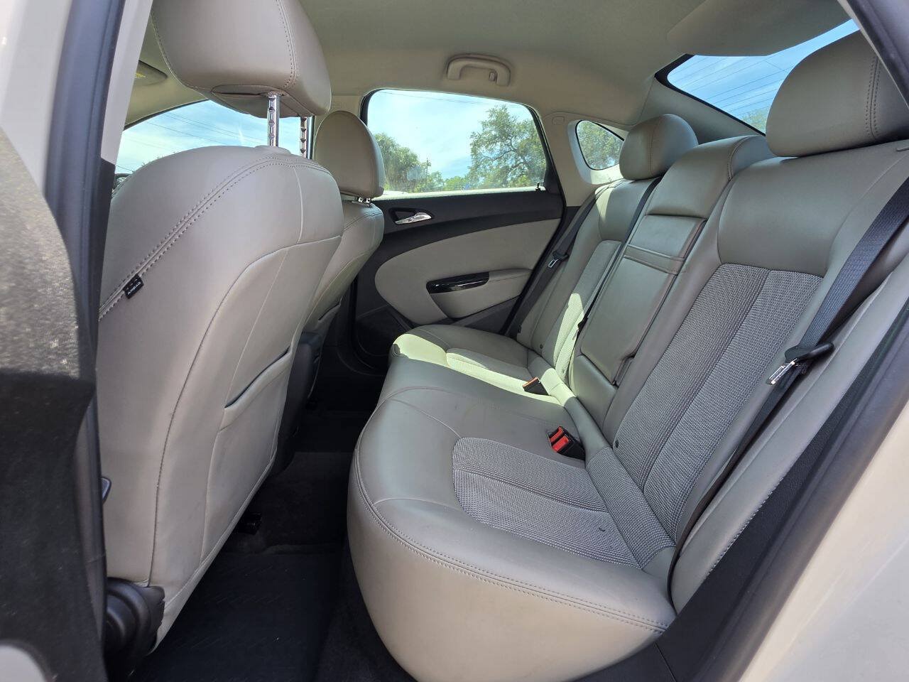 Used 2015 Buick Verano FWD image 14