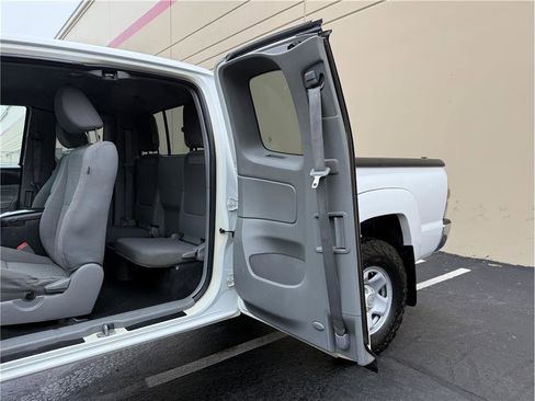 Used 2014 Toyota Tacoma PreRunner image 26