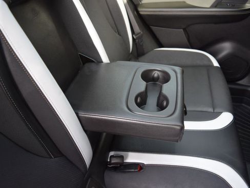 Used 2024 Buick Envision Sport Touring image 38