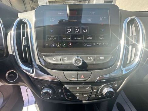 Used 2023 Chevrolet Equinox Premier AWD/4WD image 21