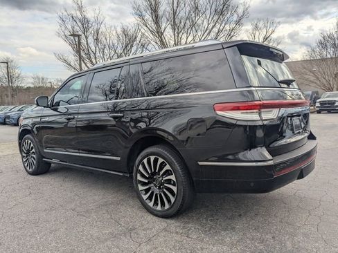 Certified 2022 Lincoln Navigator L Black Label image 8