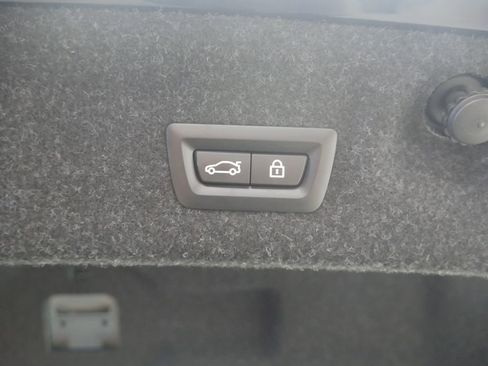 Used 2022 BMW M4 xDrive Competition w/ Executive Package image 20