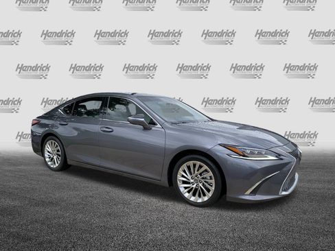 Used 2021 Lexus ES 350 Ultra Luxury w/ Accessory Package 2 FWD image 2