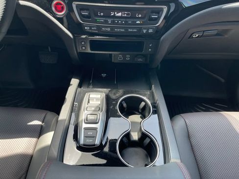 Used 2025 Honda Ridgeline Black Edition image 23