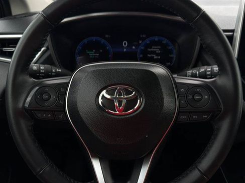Certified 2026 Toyota Corolla Cross XLE FWD image 24