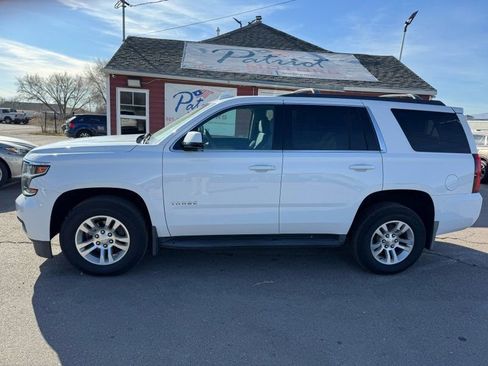 Used 2018 Chevrolet Tahoe LS image 3