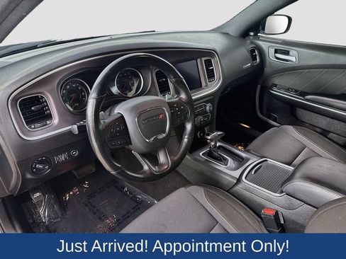 Used 2021 Dodge Charger SXT w/ Cold Weather Package AWD/4WD image 10