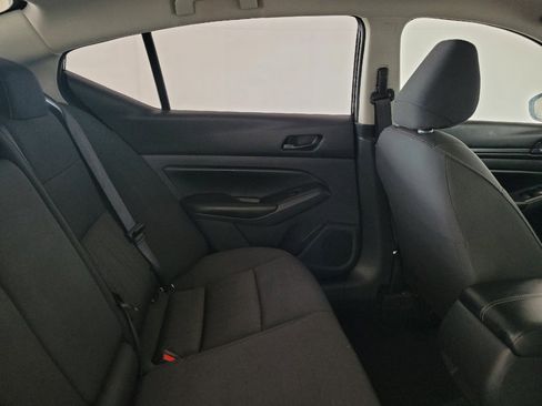 Used 2025 Nissan Altima 2.5 S FWD image 19