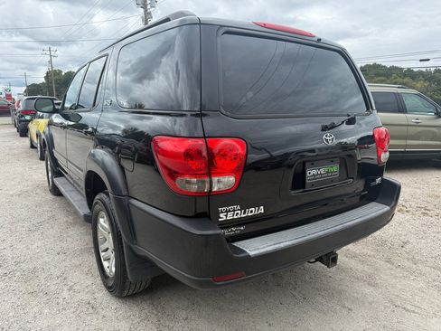 Used 2006 Toyota Sequoia SR5 image 5