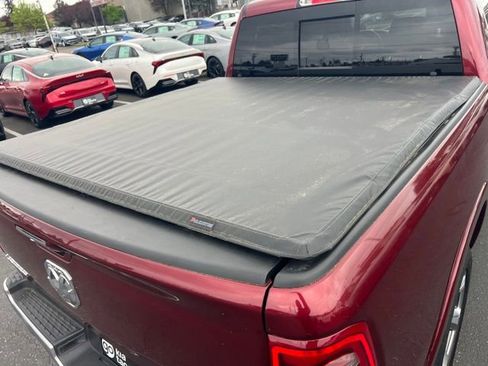 Used 2019 RAM 1500 Limited AWD/4WD image 10