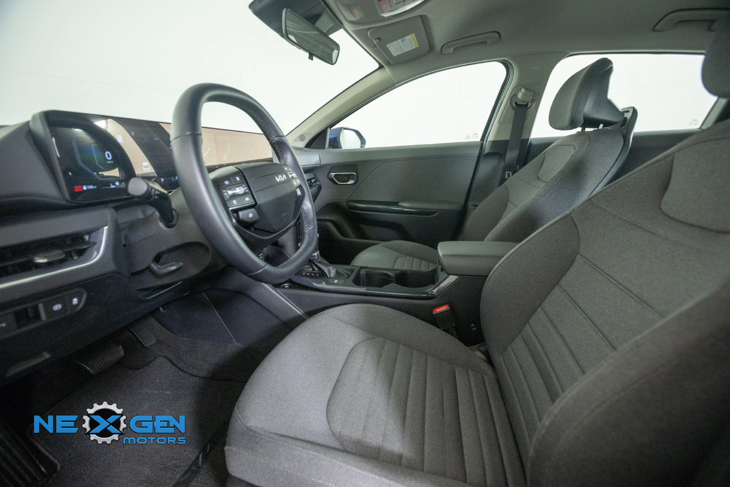 Used 2025 Kia K4 EX FWD image 13
