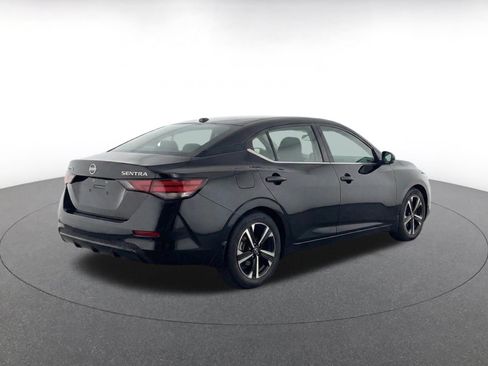 Used 2025 Nissan Sentra SV FWD image 9