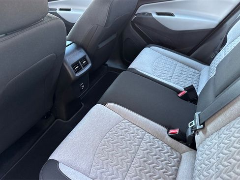 Used 2024 Chevrolet Equinox LS image 5