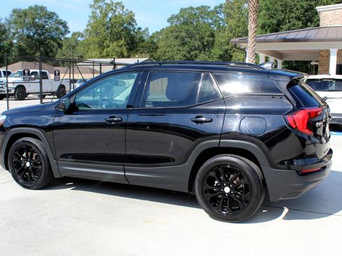 Used 2019 GMC Terrain SLE w/ Black Edition image 3