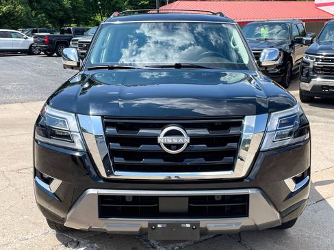 Used 2024 Nissan Armada Platinum w/ Captain's Chairs Package RWD image 7