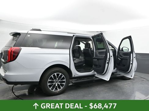 Used 2025 Ford Expedition Max Platinum AWD/4WD image 66