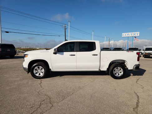 Used 2023 Chevrolet Silverado 1500 W/T w/ Trailering Package AWD/4WD image 4