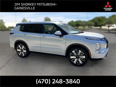 New 2025 Mitsubishi Outlander SE