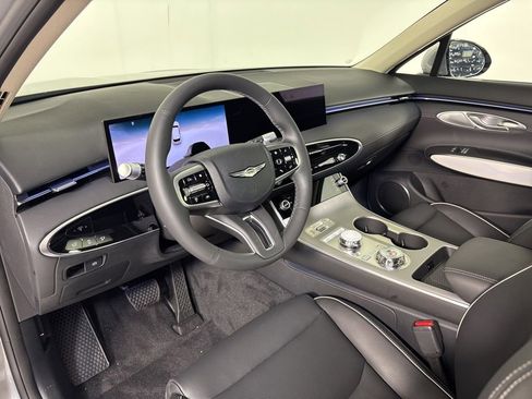 New 2026 Genesis GV70 2.5T Advanced AWD/4WD image 18