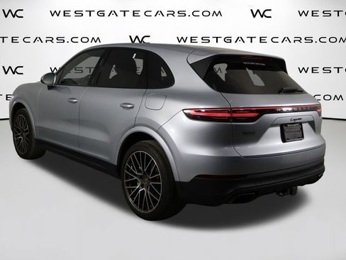 Used 2019 Porsche Cayenne E-Hybrid AWD/4WD image 45