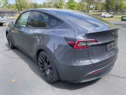 Used 2023 Tesla Model Y Performance image 6