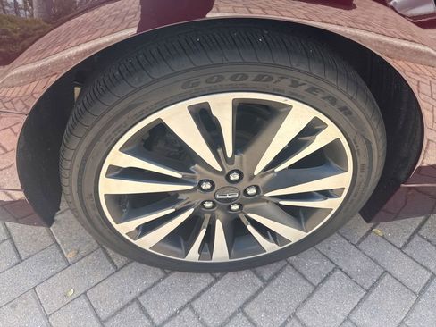 Used 2017 Lincoln MKZ Reserve w/ Climate Package FWD image 24