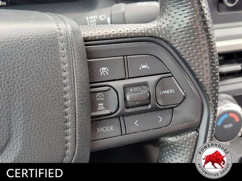 Used 2024 Toyota Tacoma SR AWD/4WD image 29