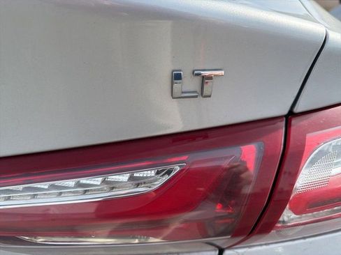 Used 2021 Chevrolet Malibu LT image 5