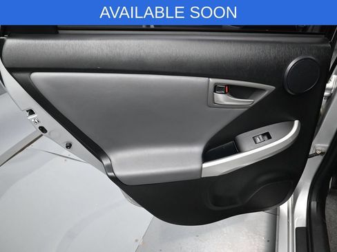Used 2015 Toyota Prius Four w/ Deluxe Solar Roof Package FWD image 30