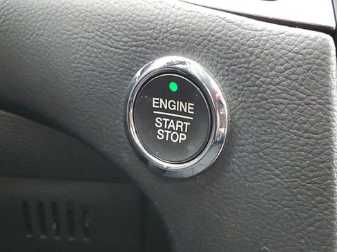 Used 2020 Ford Edge SEL w/ Convenience Package image 16