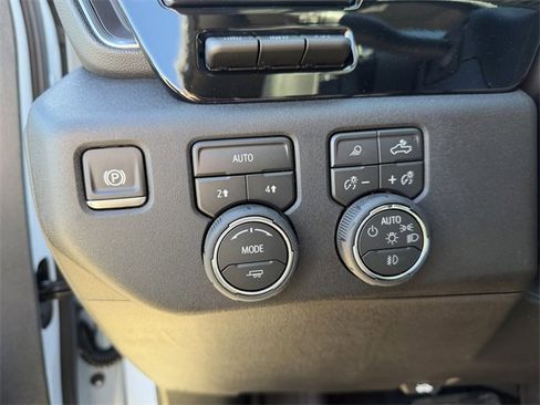 New 2026 Chevrolet Silverado 1500 LTZ w/ Technology Package image 20