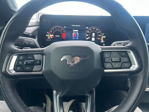 Used 2024 Ford Mustang GT Premium image 15