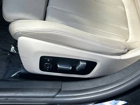 Used 2019 BMW 330i Sedan RWD image 16