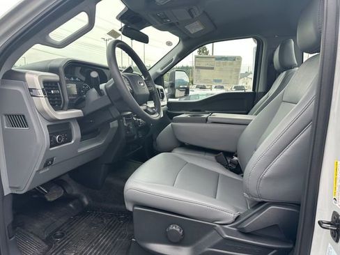 Used 2025 Ford F250 XL w/ 360-Degree Camera Package AWD/4WD image 9