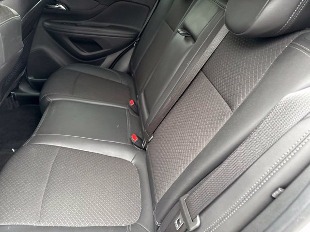 Used 2021 Buick Encore Preferred FWD image 10