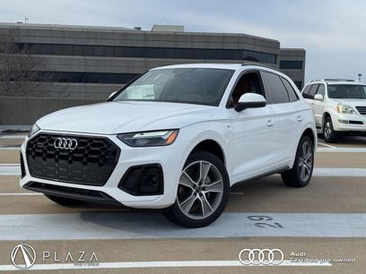 Certified 2025 Audi Q5 2.0T Premium w/ Convenience Plus Package