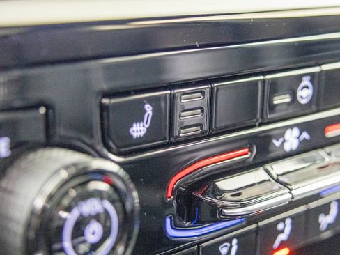 New 2025 Jeep Grand Cherokee Limited image 26