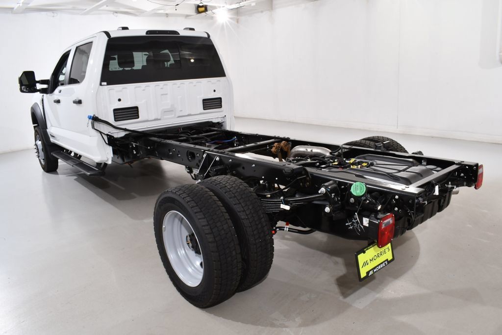 New 2027 Ford F550 4x4 Crew Cab image 15