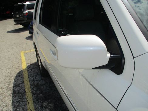 Used 2014 Honda Pilot Touring image 26