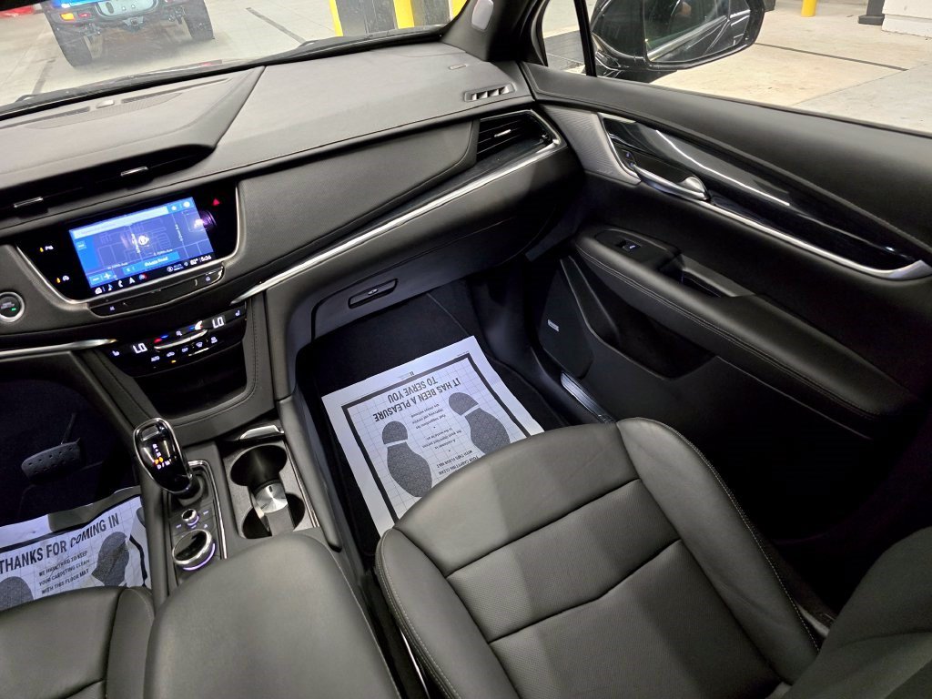 Used 2024 Cadillac XT5 Premium Luxury FWD image 36