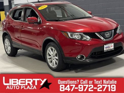 Used 2018 Nissan Rogue Sport SV w/ SV Technology Package AWD/4WD image 1