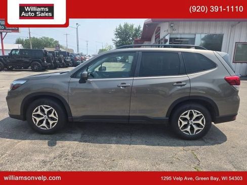Used 2019 Subaru Forester Premium w/ All-Weather Package AWD/4WD image 7
