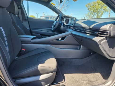 New 2026 Hyundai Elantra SEL Sport Premium FWD image 11