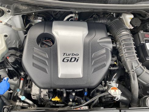 Used 2015 Hyundai Veloster Turbo w/ Option Group 04 image 24