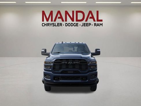 New 2026 RAM 3500 Big Horn AWD/4WD image 6