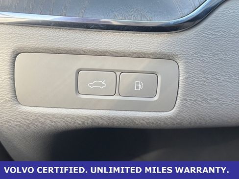Certified 2023 Volvo XC60 T8 Plus w/ Climate Package image 20