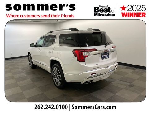 Used 2023 GMC Acadia Denali w/ Denali Ultimate Package image 3